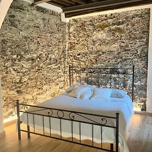Appartamento Loft Medievale The Stone, Genova